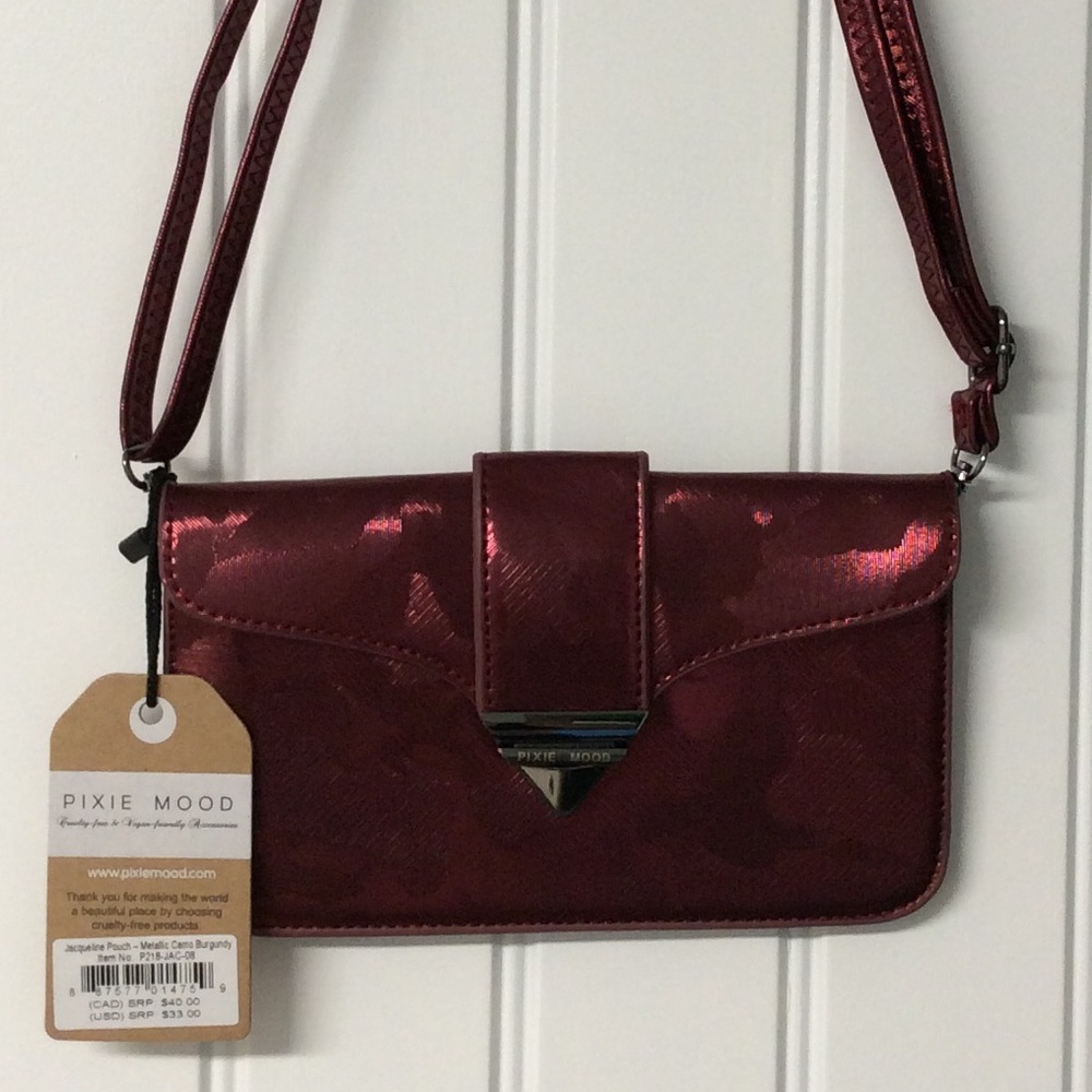 ✨Host Pick✨Burgundy Pixie Mood Crossbody Bag